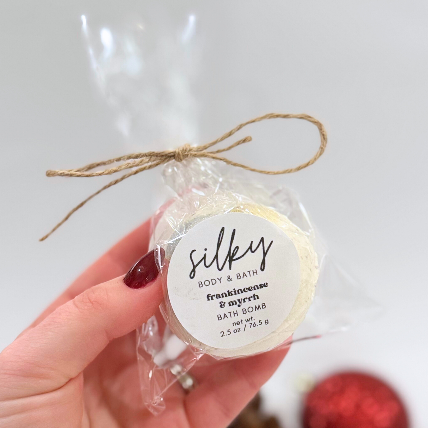 Frankincense & Myrrh Bath Bomb